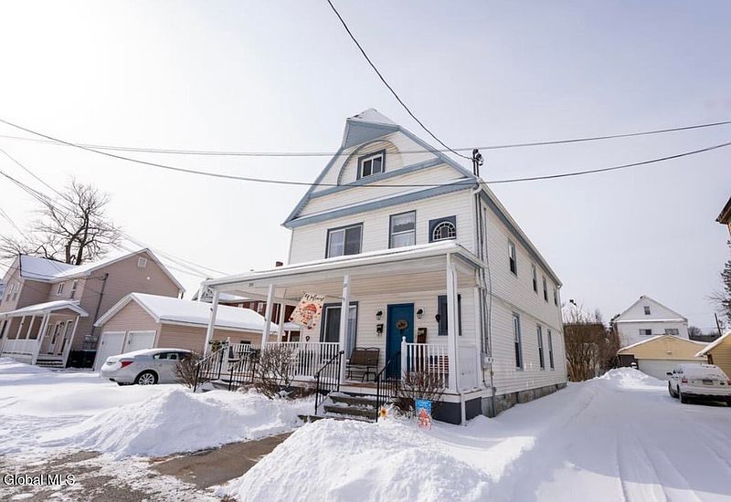 2nd image of 211 N 4th Avenue