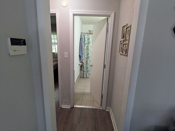 3rd image of 2226 Grantland Ave #B