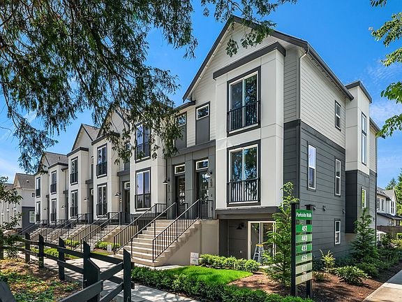 2nd image of 433 Parkside Walk