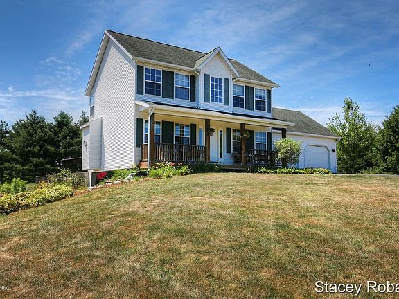 2nd image of 12880 Jordan Meadows Ct NE