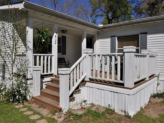 2nd image of 19412 Forest Lane Cir