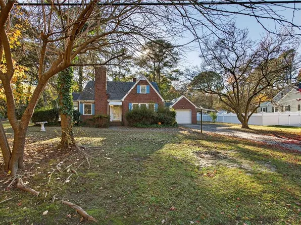 4529 Wake Forest Rd, Portsmouth, VA 23703