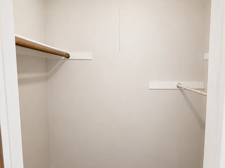 109 Armstrong St — Photo 12