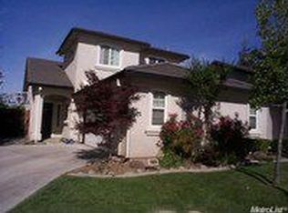 1328 Robinson Ln, Lodi, CA 95242