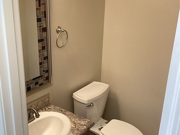 4th image of 66 NW 33rd Pl Unit F