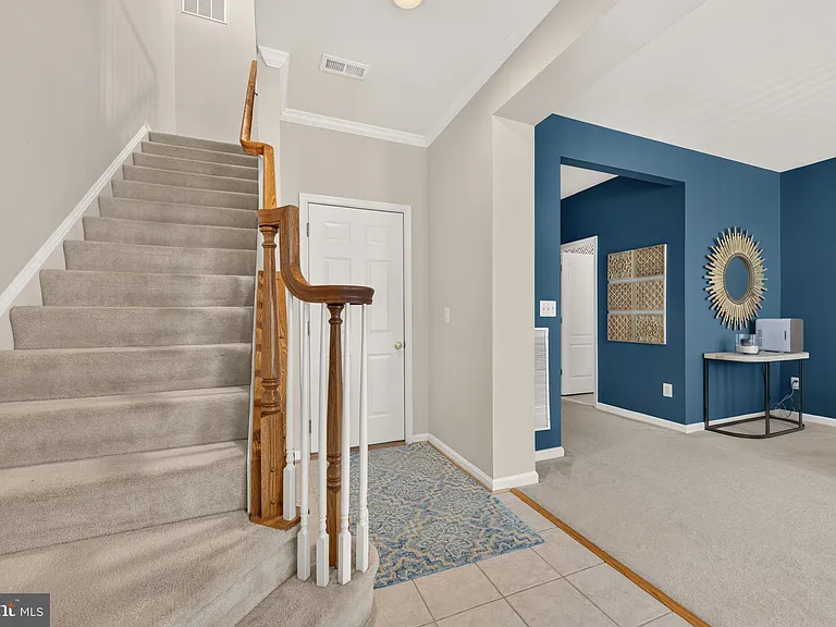 43580 Popes Creek Sq — Photo 8