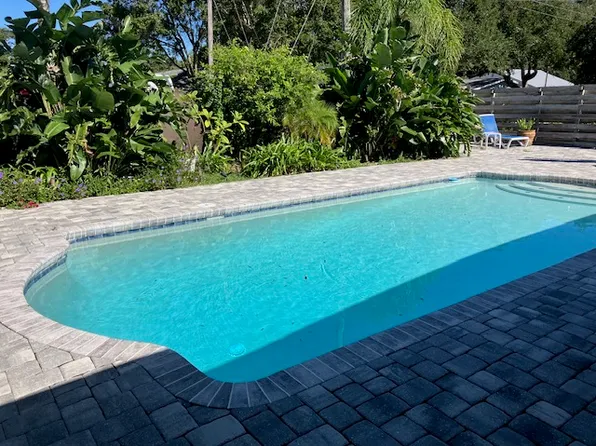 2001 Saxon Dr, New Smyrna Beach, FL 32169