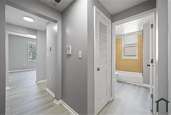 1 bed, $1,125 — Photo 4