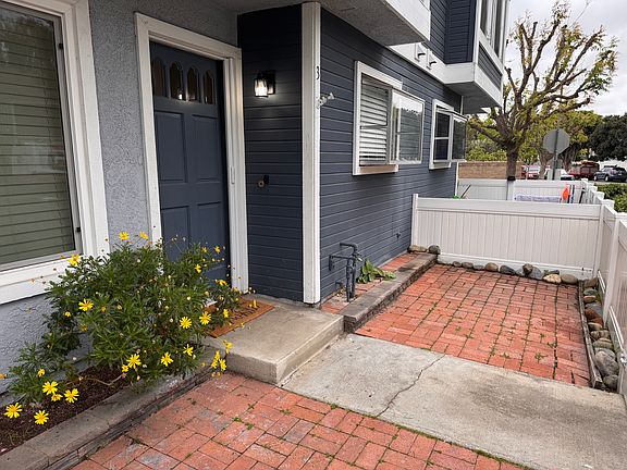 4th image of 3 Briarwood Ln