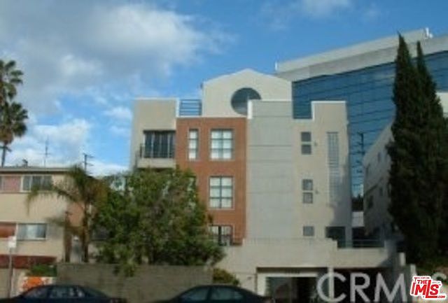 1st image of 11735 Dorothy St APT 202