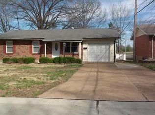 10140 Mullally Dr, Saint Louis, MO