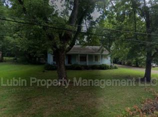 1200 Pera Dr, Memphis, TN 38127