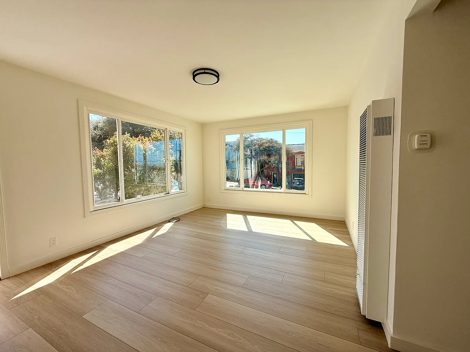 1 bed, 700 sqft, $4,495 — Photo 4