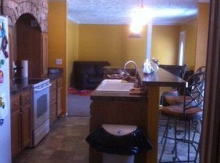 206 Williams Farm Rd, Glen Morgan, WV 25813