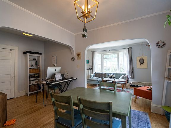4th image of 2315 Clinton Ave #1