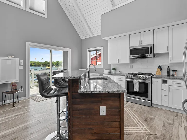 11478 E Shore Dr — Photo 36