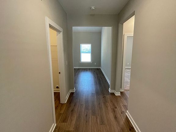 5th image of 995 Brickstore Rd