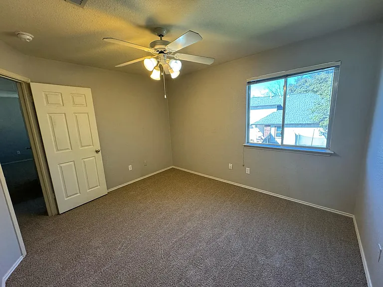 8901 Vigen Cir — Photo 19