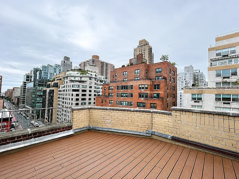 131 E 83rd St #7A — Photo 2