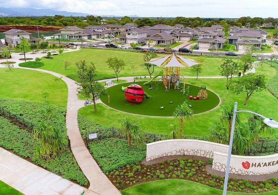 Aerial view of Konane Park. Great place to hang out with the family. Save gas from driving for place to enjoy the outdoors. Ho'opili Ha'akea Neighborhood