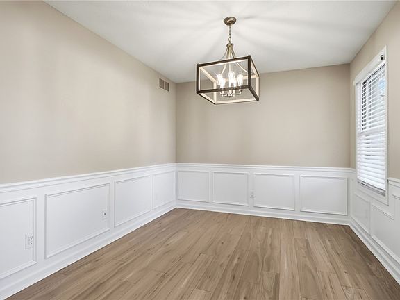 3rd image of 220 Auburn Meadows Ct