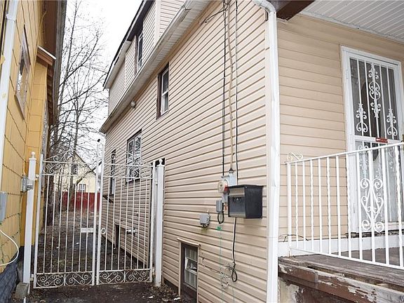 2nd image of 406 Cambridge Ave