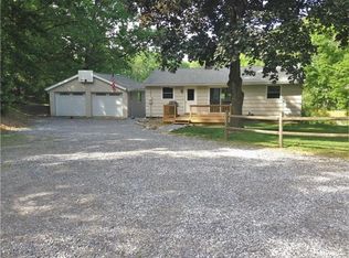 6 Hebert Dr, Gaylordsville, CT 06755