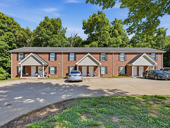 3rd image of 537 Peachers Ridge Rd