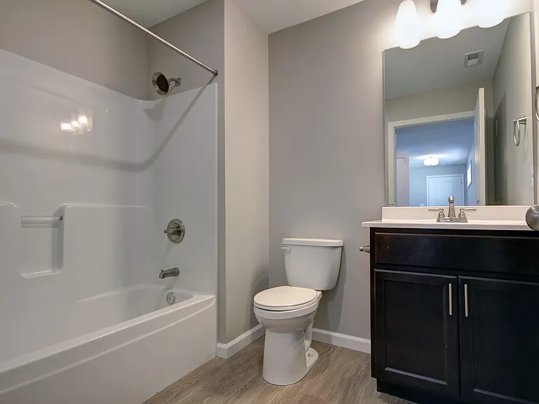 Middletown Place Apartments — Photo 7
