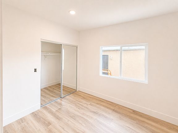 4th image of 2153 Balboa Ave #1