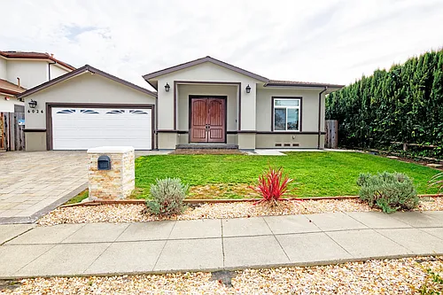 6026 Dial Way Photo 1