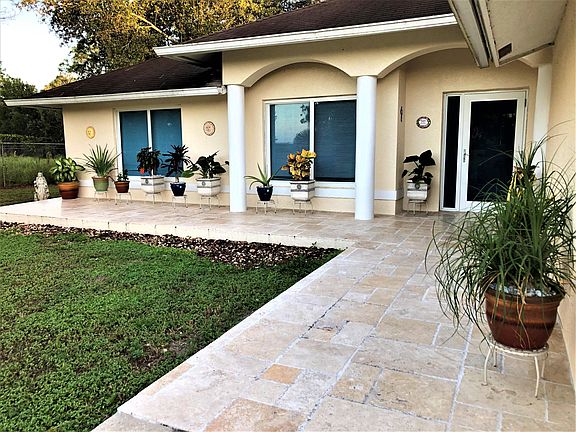 2nd image of 865 N Hacienda St