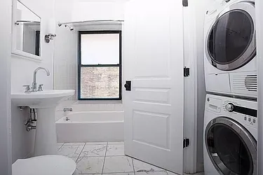 Rented by Living New York