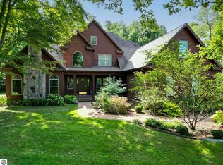 3690 Saint Andrews Dr, Mount Pleasant, MI