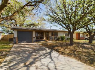 4804 52nd St, Lubbock, TX 79414