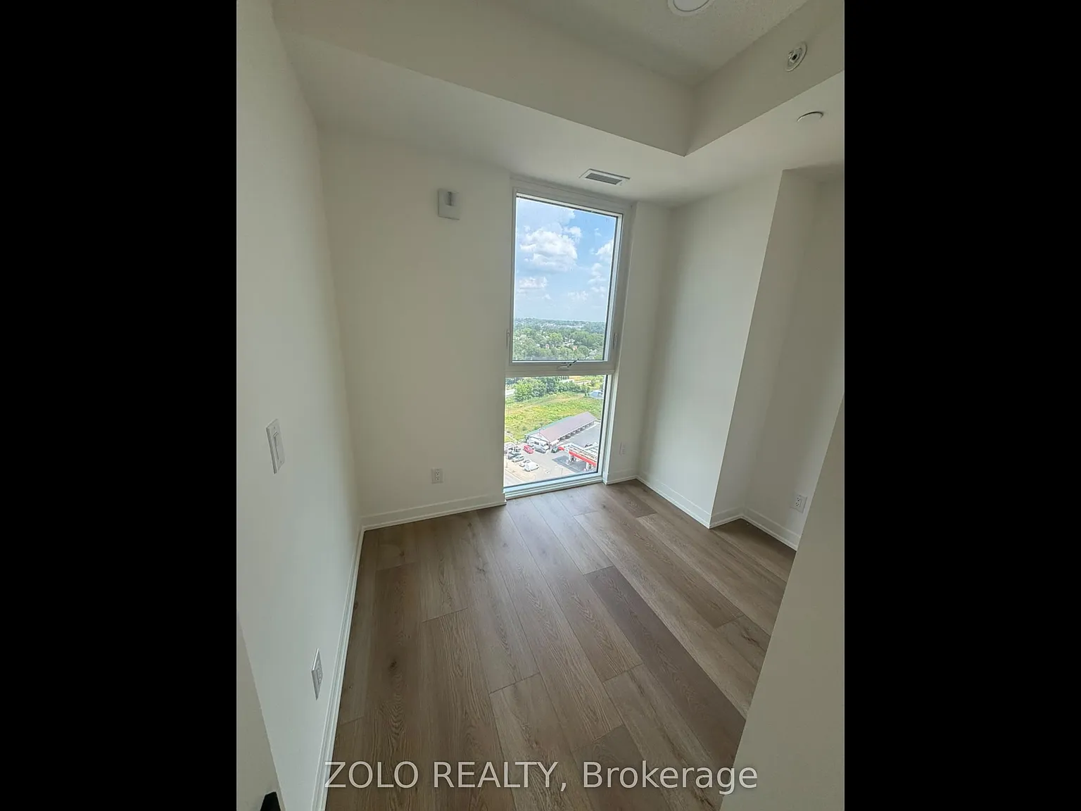 2 bed, $1,800 — Photo 4