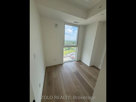 4th image of 33 Erie Ave #1608