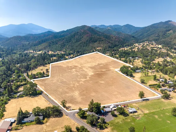 8179 Yank Gulch Rd, Talent, OR 97540