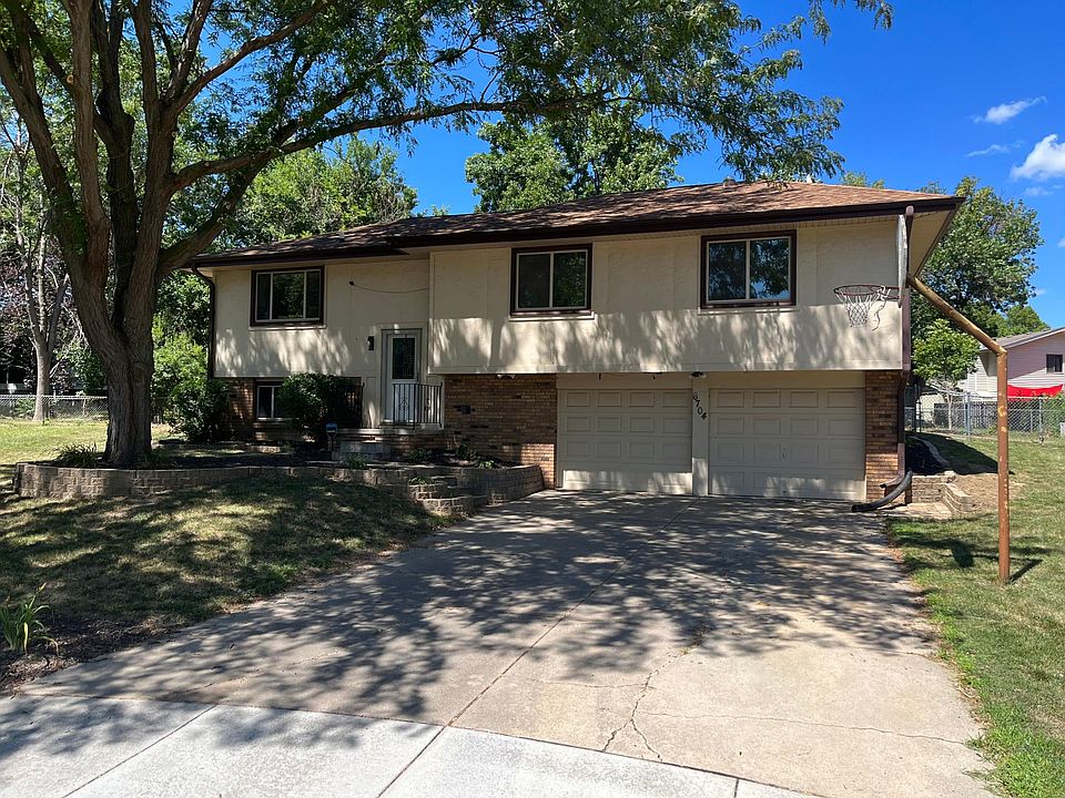 1st image of 6704 S 139th Avenue Cir