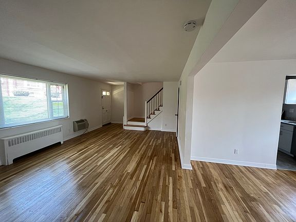 2nd image of 90 W Northfield Ave #7