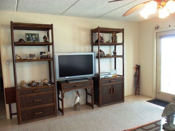 4th image of 7000 Gulf Blvd #801