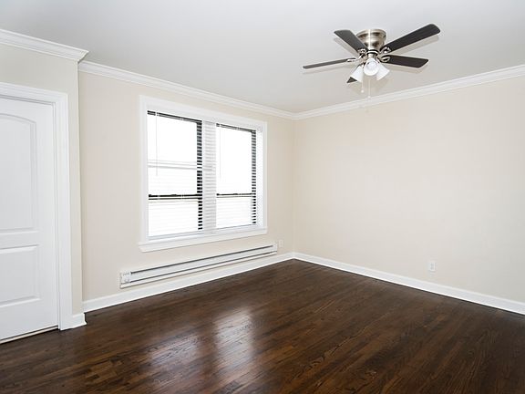 4th image of 3345 N Marshfield Ave #3020