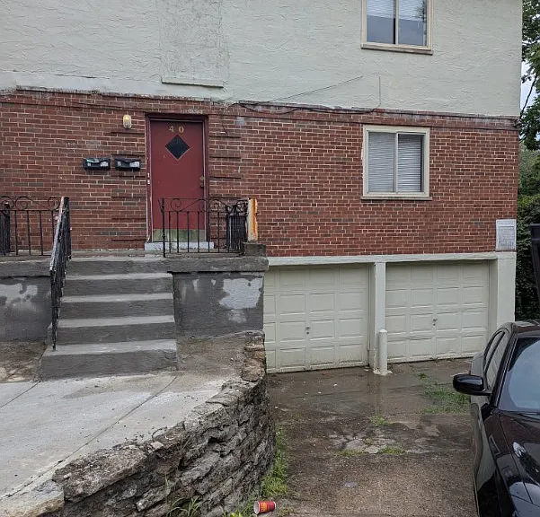 40 Glen Este Pl #1 — Photo 10