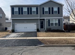 1849 Powers Rd, Woodstock, IL 60098
