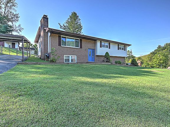 2nd image of 7324 White Pine Cir