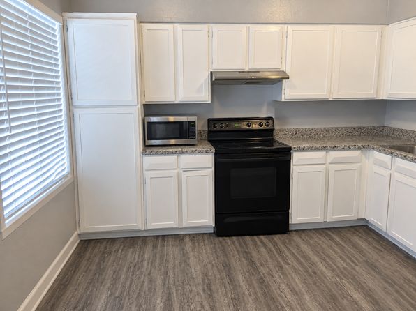 1103 S Farmer Ave APT 8