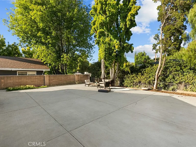 4700 Topanga Canyon Blvd — Photo 17