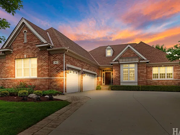4 Chaco Ct, Barrington, IL 60010