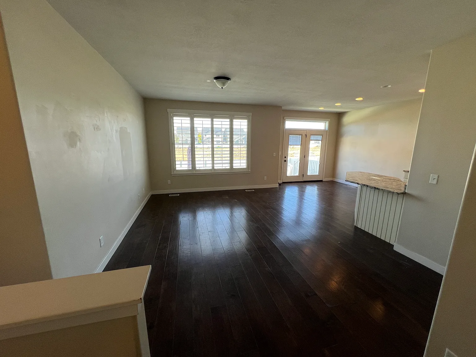 4 bed, 2724 sqft, $2,545 — Photo 4