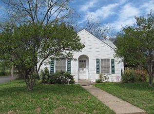 312 W Elm St, Winnsboro, TX 75494